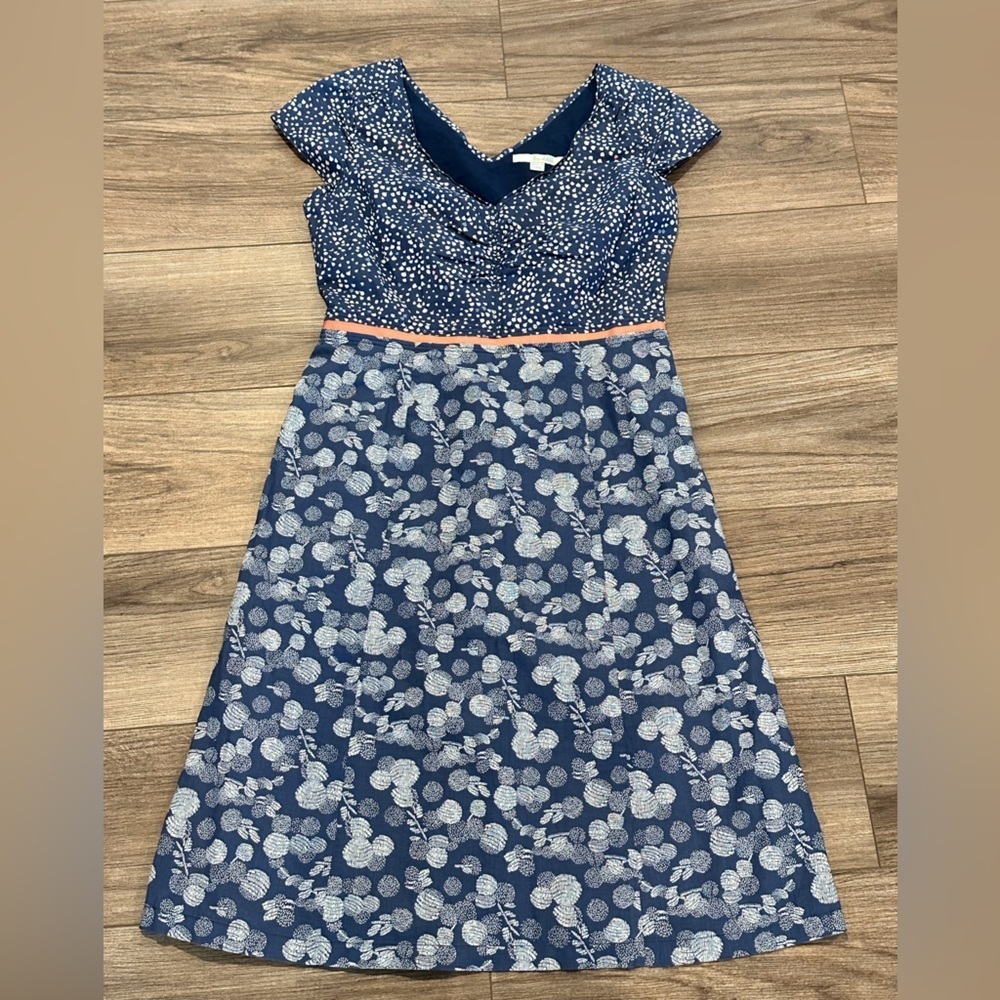Boden Navy Floral Cap-Sleeve Sheath Dress with Pink Belt - Picture 7 of 9